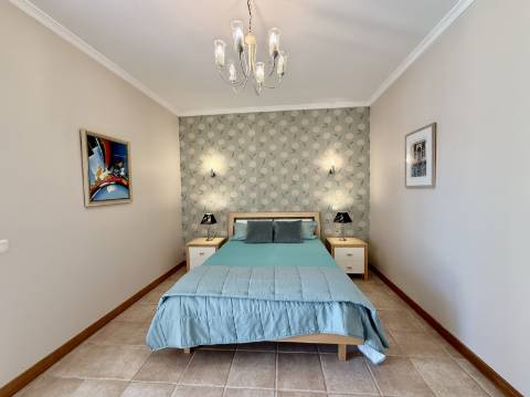 Excelente Apartamento T2 em Vilamoura, em Condomínio Privado com Piscina
