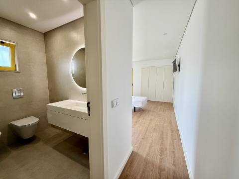 Apartamento T2 renovado - Vilamoura