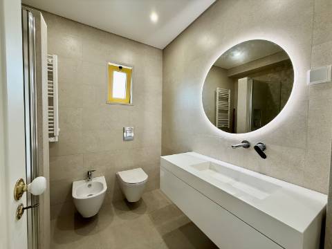 Apartamento T2 renovado - Vilamoura