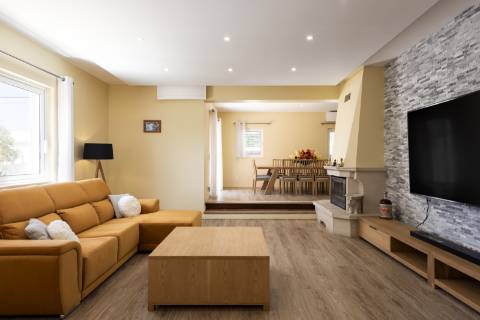 Moradia familiar V5 renovada - Almancil