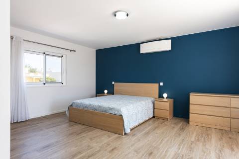 Moradia familiar V5 renovada - Almancil