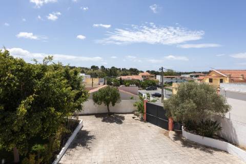 Moradia familiar V5 renovada - Almancil