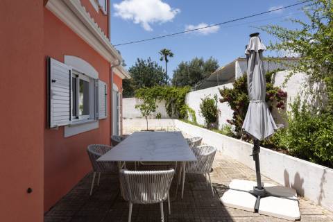 Moradia familiar V5 renovada - Almancil