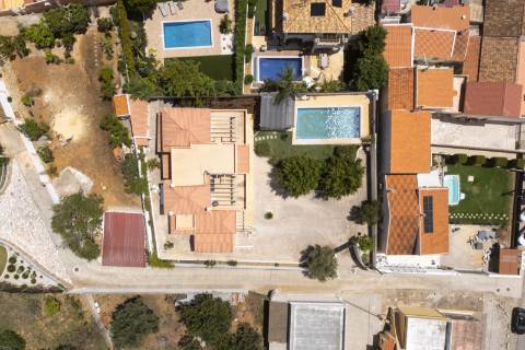 Moradia familiar V5 renovada - Almancil