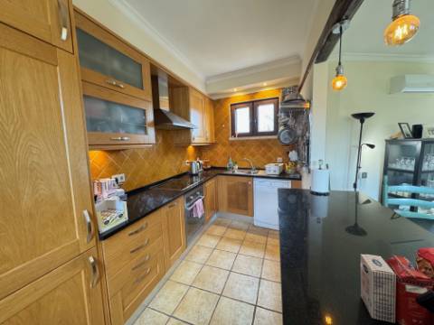 Encantadora moradia V3 entre Boliqueime e Paderne