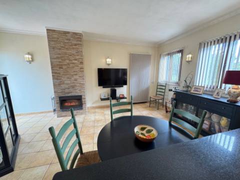 Encantadora moradia V3 entre Boliqueime e Paderne