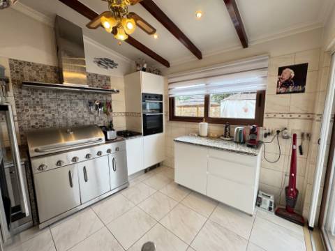 Encantadora moradia V3 entre Boliqueime e Paderne