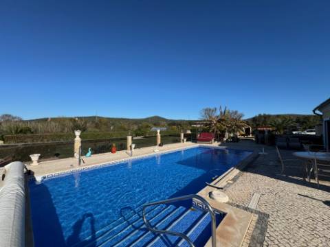 Encantadora moradia V3 entre Boliqueime e Paderne