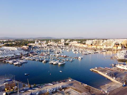 Apartamento T2- em Vilamoura