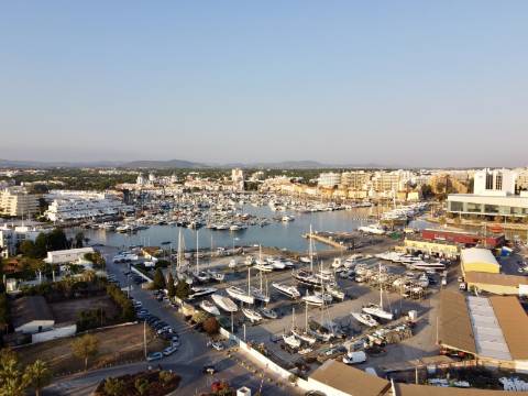 Apartamento T2- em Vilamoura