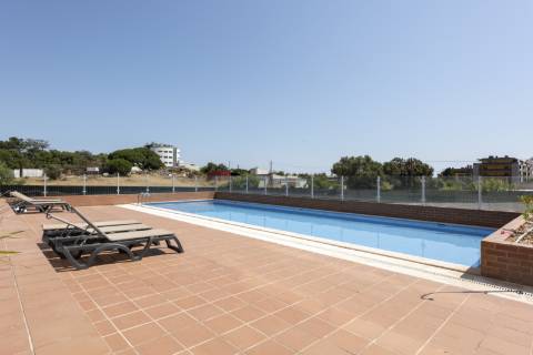 Apartamento T3 Mobilado com Vista Mar - Quarteira