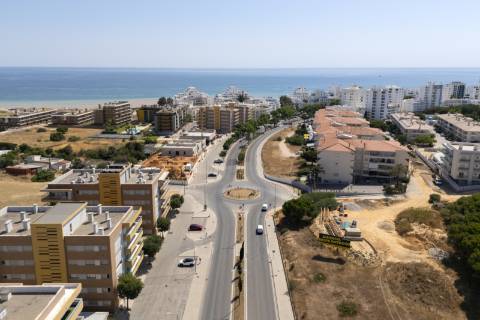 Apartamento T3 Mobilado com Vista Mar - Quarteira