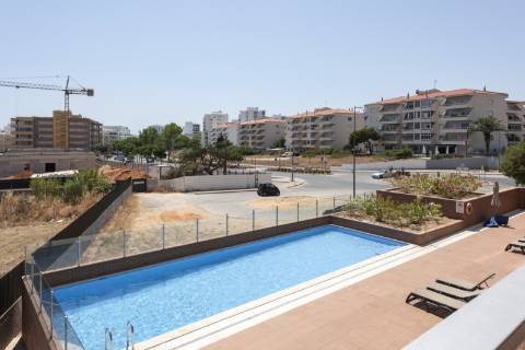 Apartamento T3 Mobilado com Vista Mar - Quarteira