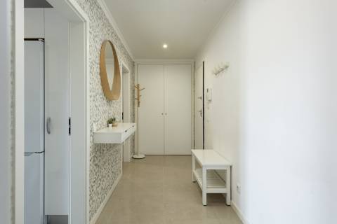 Apartamento T3 Mobilado com Vista Mar - Quarteira