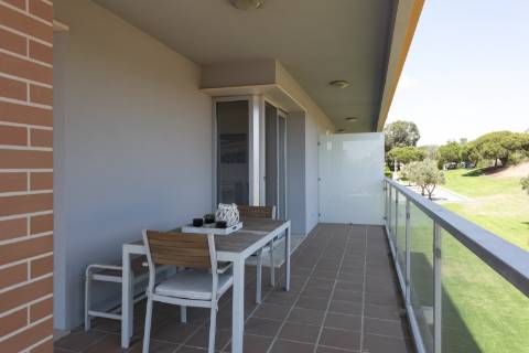 Apartamento T3 Mobilado com Vista Mar - Quarteira