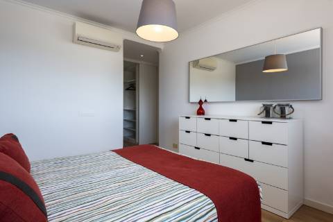 Apartamento T3 Mobilado com Vista Mar - Quarteira