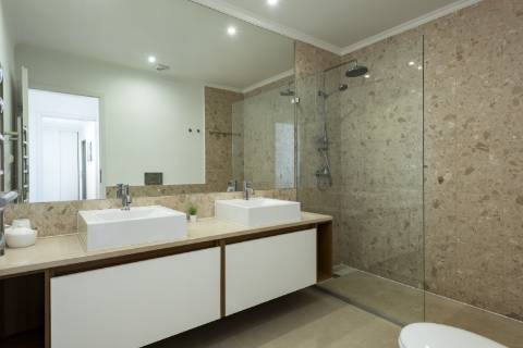 Apartamento T3 Mobilado com Vista Mar - Quarteira