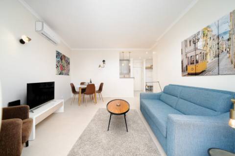 Apartamento de um quarto renovado com vistas soberbas sobre o mar em Lagos