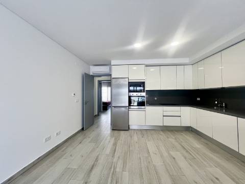 Apartamento T2 - Quarteira