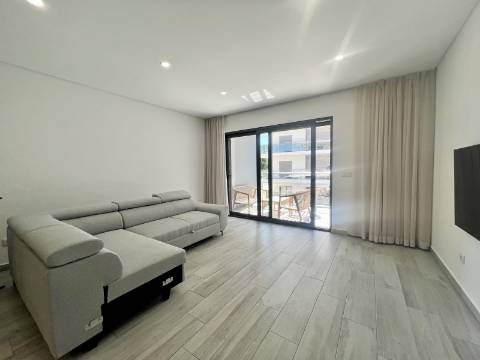 Apartamento T2 - Quarteira