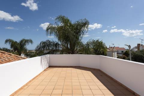 Moradia T4 com piscina - Boliqueime