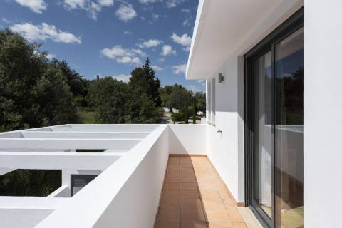 Moradia T4 com piscina - Boliqueime