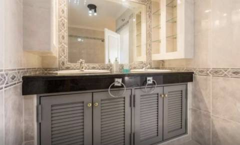 Moradia convertida em Hostel, Albufeira - Conforto e Tranquilidade no Coração do Algarve