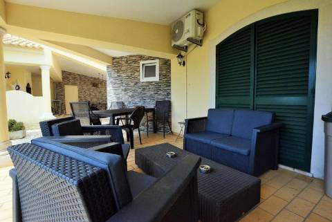 Moradia convertida em Hostel, Albufeira - Conforto e Tranquilidade no Coração do Algarve