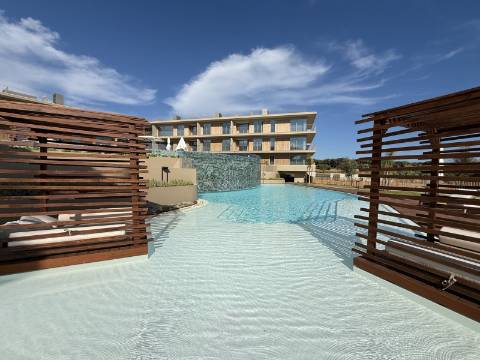 Excelente Apartamento T1 para Arrendamento com Vista Mar em Quarteira