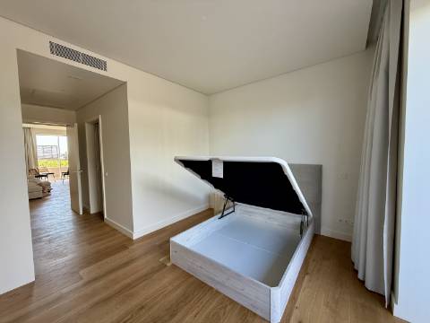 Excelente Apartamento T1 para Arrendamento com Vista Mar em Quarteira
