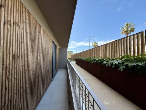 Excelente Apartamento T1 para Arrendamento com Vista Mar em Quarteira