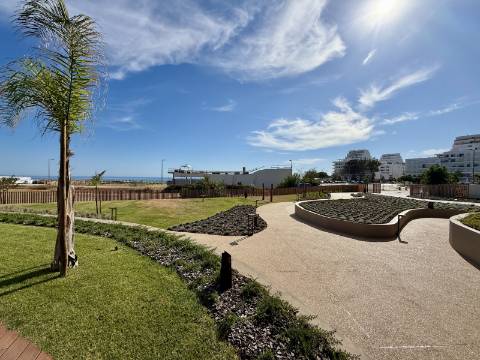 Excelente Apartamento T1 para Arrendamento com Vista Mar em Quarteira