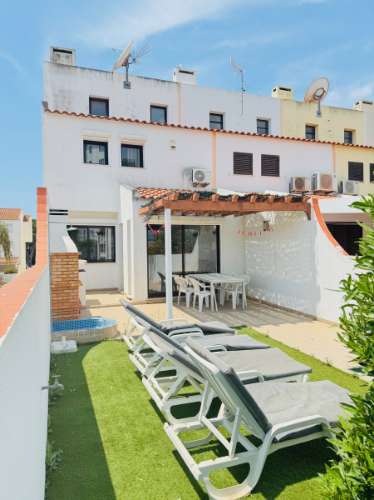 Moradia Geminada V3 - 2min da Marina de Vilamoura