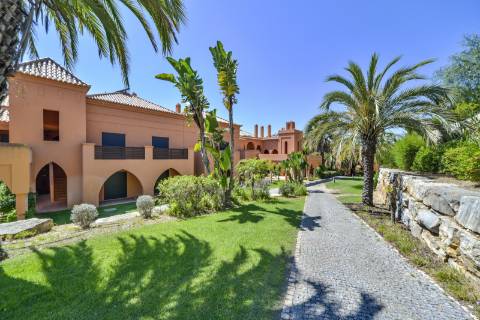 Apartamento Duplex de Luxo com Rooftop Privado no Prestigiado Amendoeira Golf Resort - Alcantarilha