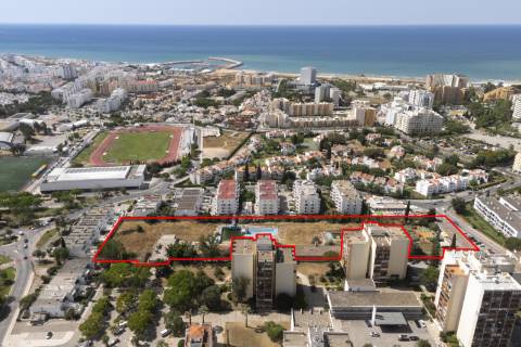 Excelente oportunidade - Terreno comercial, em Vilamoura