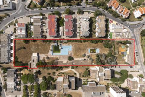 Excelente oportunidade - Terreno comercial, em Vilamoura