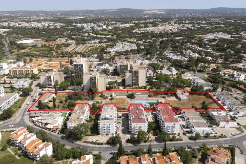 Excelente oportunidade - Terreno comercial, em Vilamoura