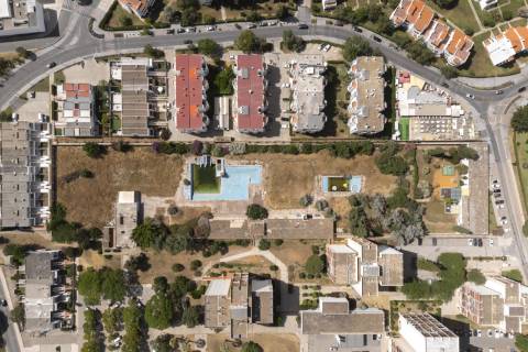 Excelente oportunidade - Terreno comercial, em Vilamoura