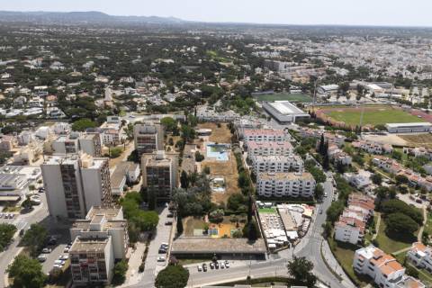 Excelente oportunidade - Terreno comercial, em Vilamoura