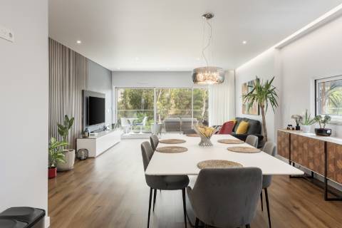 Deslumbrante apartamento T3 apenas 250m da Praia - Albufeira