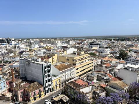 Apartamento T5+1 com Vista Mar e Ria Formosa - Centro de Faro