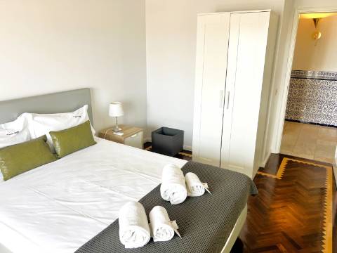 Apartamento T5+1 com Vista Mar e Ria Formosa - Centro de Faro