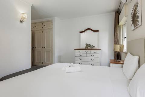 Moradia V5+2, com vista golfe - Vilamoura