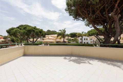 Moradia V5+2, com vista golfe - Vilamoura
