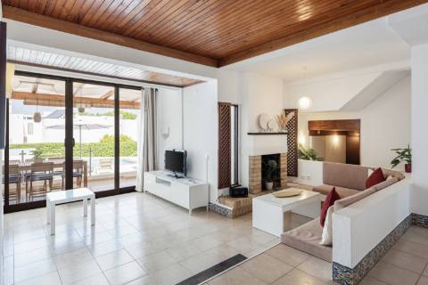 Esplêndida moradia geminada V4 - Vilamoura