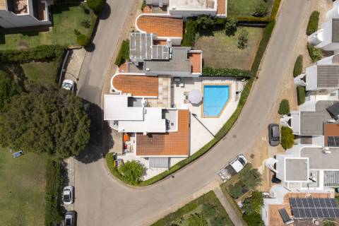 Esplêndida moradia geminada V4 - Vilamoura