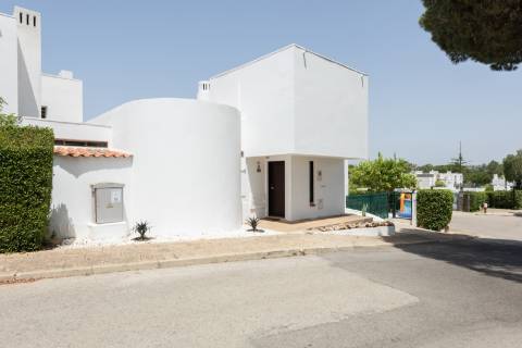 Esplêndida moradia geminada V4 - Vilamoura