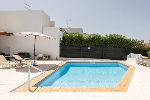 Esplêndida moradia geminada V4 - Vilamoura