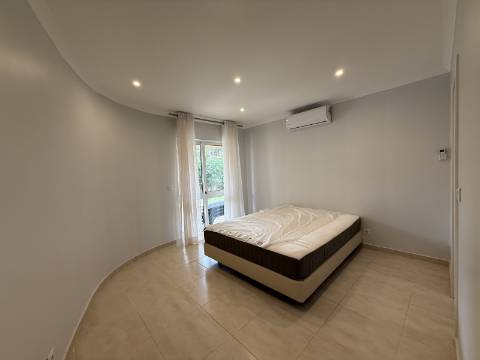 Moradia V4 - Almancil, arrendamento anual