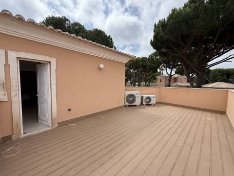 Moradia V4 - Almancil, arrendamento anual